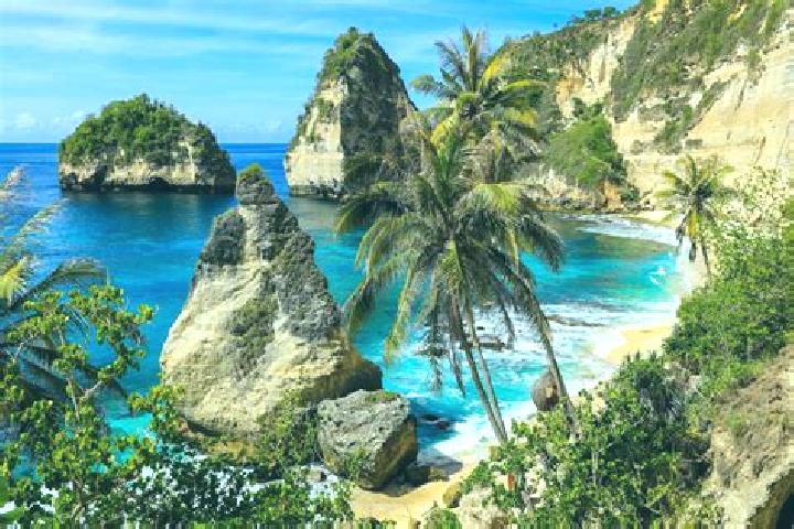 Ellie, 36 — Escort in Pali, Indonesia