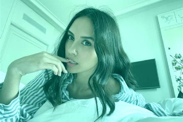 Ellie, 37, a auburn amber-eyed middle eastern companion based in Mishen. Offering Travel Companion, Girlfriend Experience, Striptease, GFE, Duos. Available f...