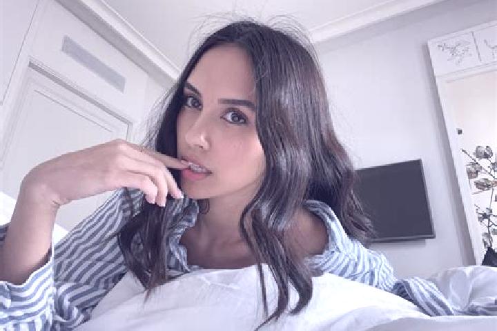 Ellie, 37, a auburn brown-eyed caribbean companion based in Dharmanagar. Offering Travel Companion, Girlfriend Experience, GFE. Available for incall and outc...