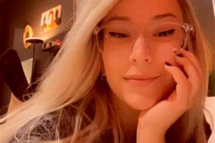Ellie, 37, a blonde amber-eyed middle eastern companion based in Boca de Tomatlan. Offering Roleplay, OWO. Available for incall and outcall, overnight bookin...