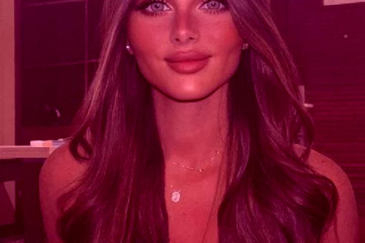Ellie, 37, a brunette dark-eyed slavic companion based in Wilton. Offering Striptease, 69, Travel Companion. Available for incall and outcall, overnight book...