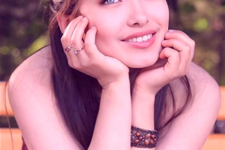 Ellie, 37, a chestnut blue-eyed asian companion based in Maradah. Offering Massage, OWO, Tantra. Available for incall and outcall, overnight bookings available.