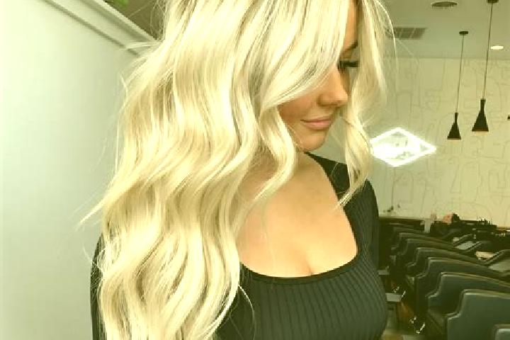 Ellie, 37, a platinum blonde amber-eyed latina companion based in Cantanhede. Offering Dinner Date, Girlfriend Experience, BDSM. Available for incall and out...