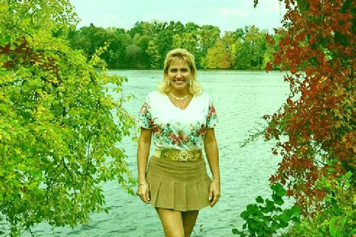 Ellie, 37 — Escort in Kojetin, Czech Republic