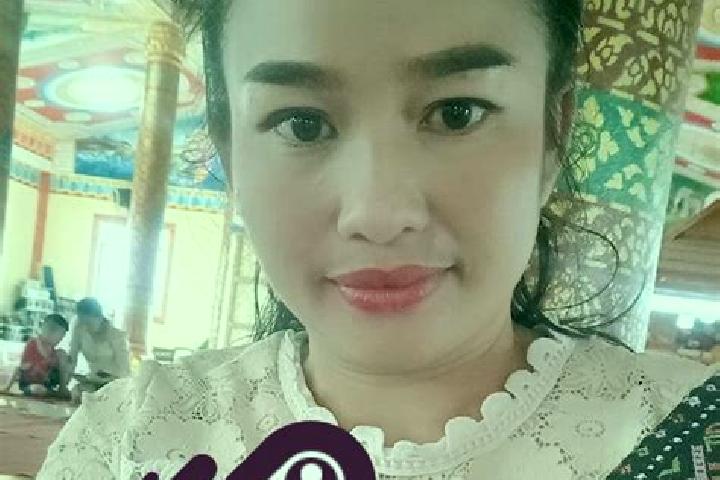 Ellie, 37 — Escort in Muang Khamkeut, Laos