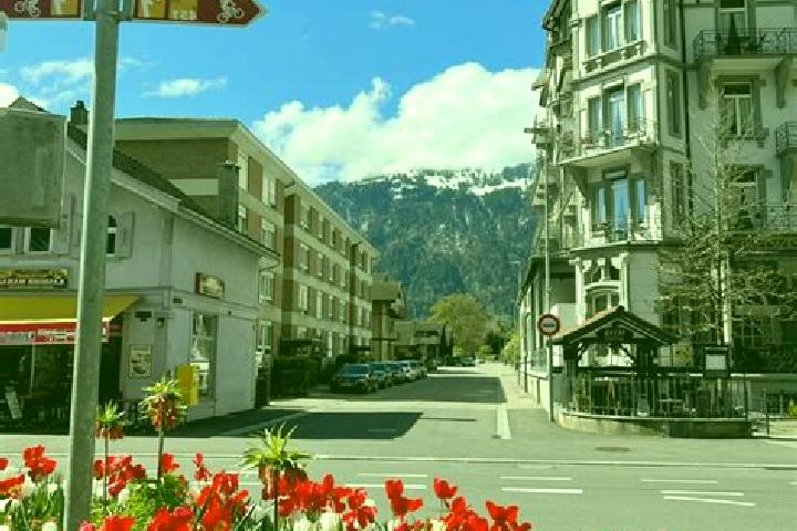 Ellie, 37 — Escort in Nurensdorf, Switzerland