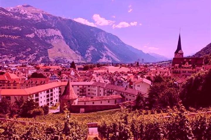 Ellie, 37 — Escort in Schmitten, Switzerland
