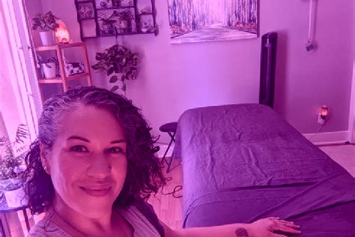 Ellie, 38, a auburn amber-eyed ebony companion based in Wardha. Offering Domination, Erotic Massage, Couples. Available for incall and outcall, overnight boo...