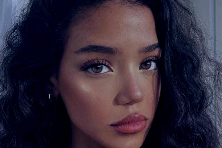 Ellie, 38, a black brown-eyed asian companion based in Achim. Offering Domination, Duos, CIM, Dinner Date. Available for incall and outcall, overnight bookin...