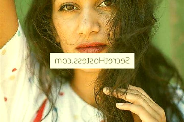 Ellie, 38, a black grey-eyed indian companion based in Ciba. Offering 69, CIM, BDSM. Available for incall and outcall, day and evening dates.