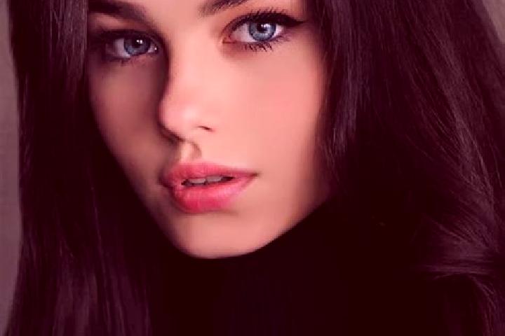 Ellie, 38, a brunette dark-eyed slavic companion based in Soukourougban. Offering 69, Dinner Date, Party Girl. Available for incall and outcall, day and even...