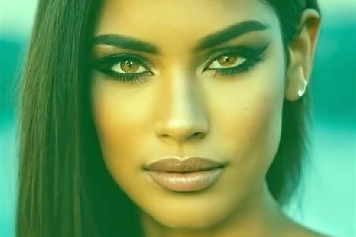 Ellie, 38, a dark blonde green-eyed latina companion based in Herschbroich. Offering GFE, Tantra, Roleplay, CIM, Travel Companion. Available for incall and o...