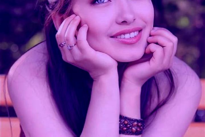 Ellie, 38, a red blue-eyed asian companion based in Barcience. Offering Tantra, Domination, Couples. Available for incall and outcall, day and evening dates.