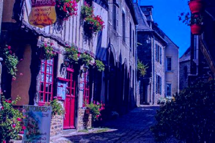 Ellie, 38 — Escort in Dol-de-Bretagne, France