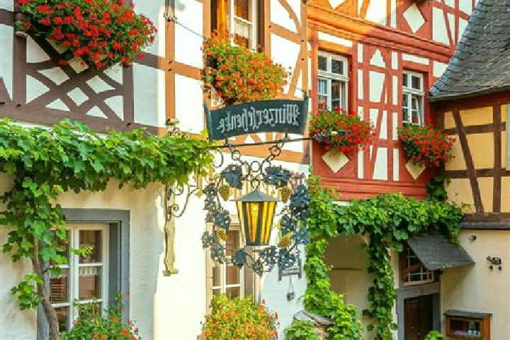 Ellie, 38 — Escort in Fehrenwohld, Germany