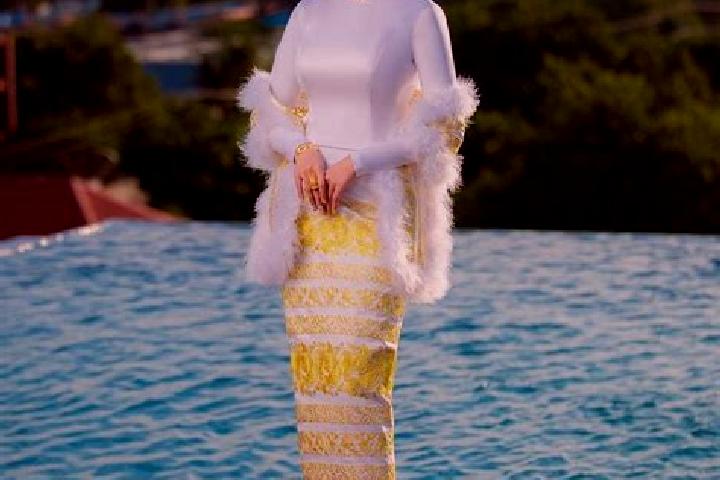 Ellie, 38 — Escort in Kungyangon, Myanmar
