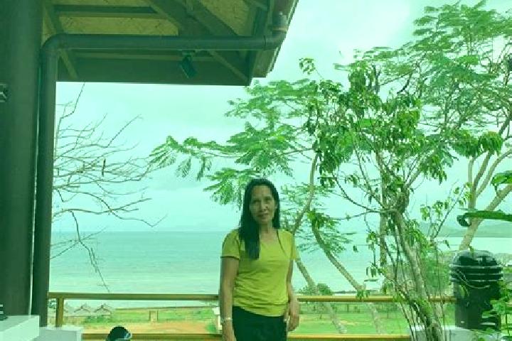 Ellie, 38 — Escort in Manabo, Philippines