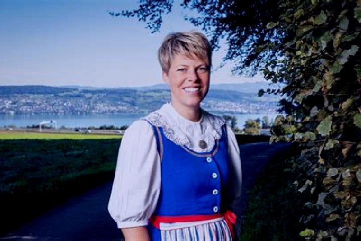 Ellie, 38 — Escort in Richterswil, Switzerland
