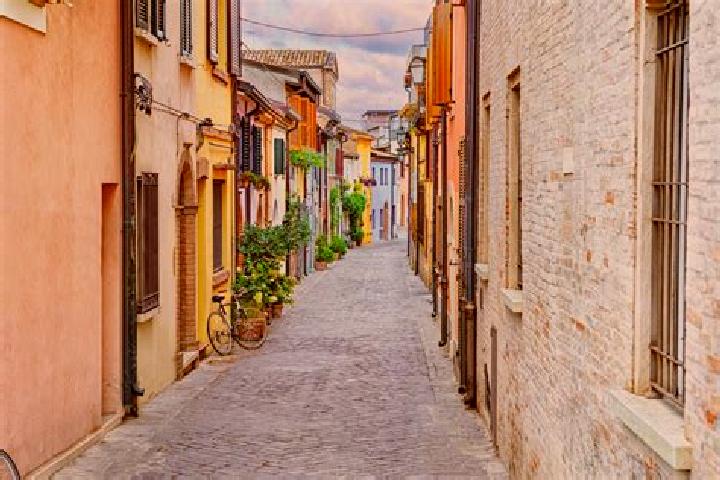 Ellie, 38 — Escort in San Giuliano Nuovo, Italy