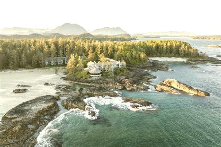 Ellie, 38 — Escort in Tofino, Canada