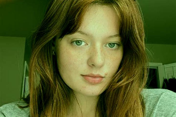 Ellie, 39, a auburn brown-eyed european companion based in Ivanda. Offering Roleplay, OWO, Deep French Kissing, Tantra. Available for incall and outcall, day...