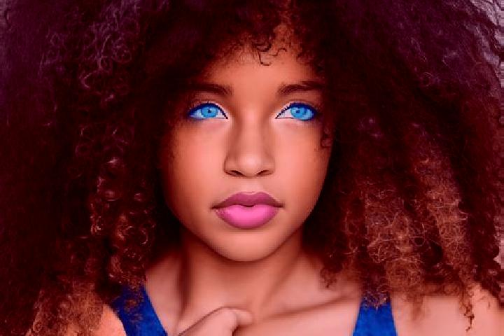 Ellie, 39, a black blue-eyed mixed companion based in Laconnex. Offering Dinner Date, Couples, OWO, Party Girl. Available for incall and outcall, overnight b...