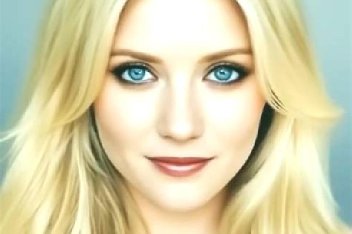 Ellie, 39, a blonde dark-eyed mixed companion based in Xinsheng Elunchunzu. Offering Deep French Kissing, 69, Erotic Massage. Available for incall and outcal...