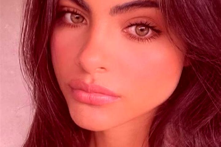 Ellie, 39, a brunette dark-eyed indian companion based in Sao Sebastiao. Offering Overnight, OWO, Tantra. Available for incall and outcall, day and evening d...