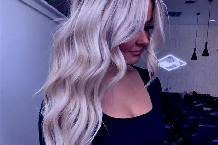 Ellie, 39, a platinum blonde amber-eyed asian companion based in Gunungsitoli. Offering Roleplay, Fetish, Domination. Available for incall and outcall, overn...