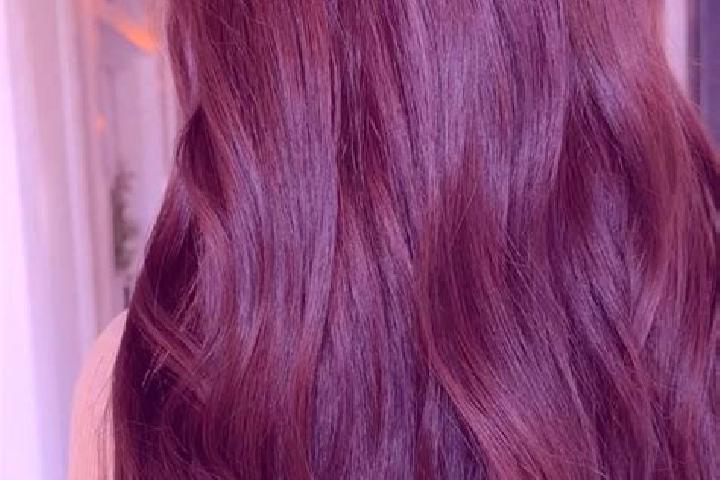 Ellie, 39, a red brown-eyed mediterranean companion based in Mesquitela. Offering Dinner Date, Roleplay, 69, GFE, Party Girl. Available for incall and outcal...