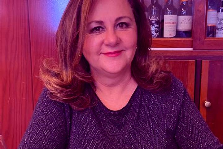 Ellie, 39 — Escort in Artenara, Spain