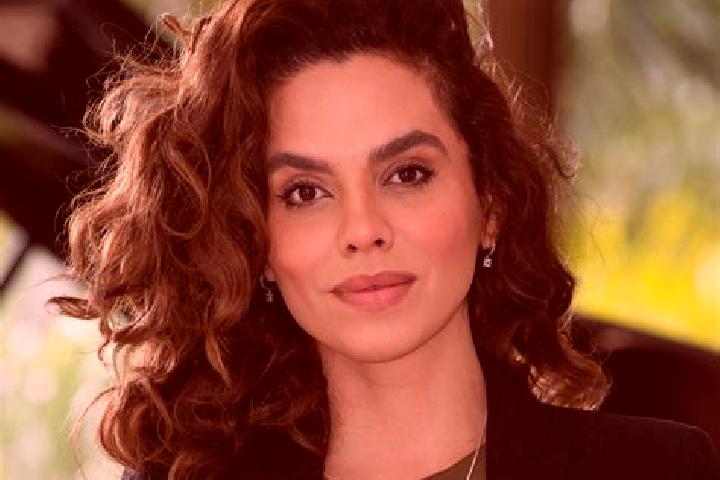Ellie, 39 — Escort in Augusto de Lima, Brazil
