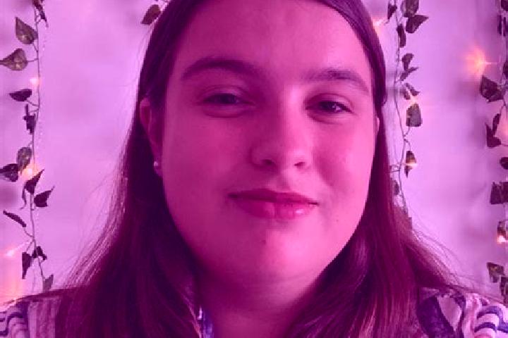 Ellie, 39 — Escort in Briar, United States
