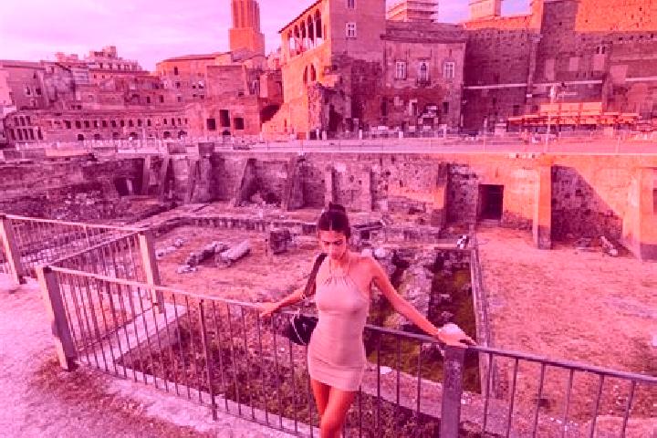 Ellie, 39 — Escort in Cavizzana, Italy