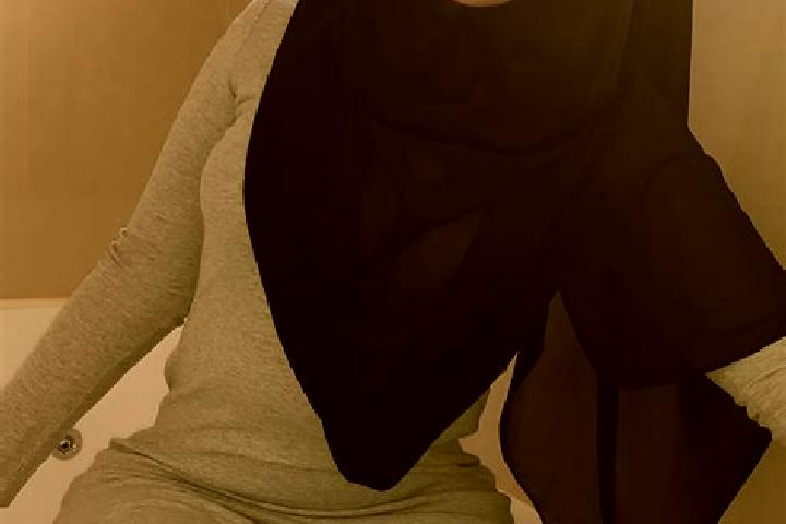 Ellie, 39 — Escort in Firuraq, Iran