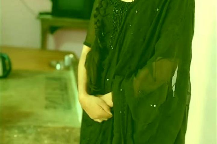 Ellie, 39 — Escort in Garal, India