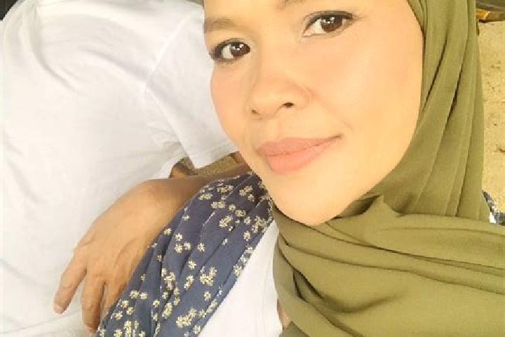 Ellie, 39 — Escort in Lahat, Indonesia