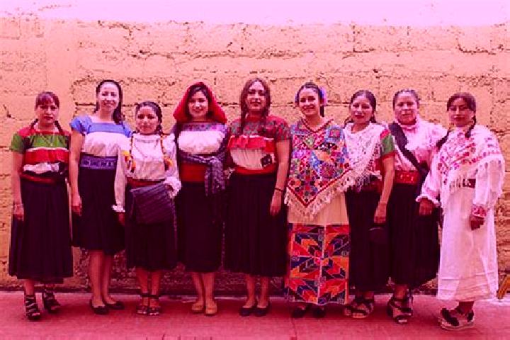 Ellie, 39 — Escort in Santa Maria Nutio, Mexico