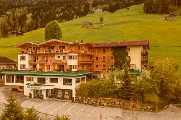 Ellie, 39 — Escort in Untertauern, Austria