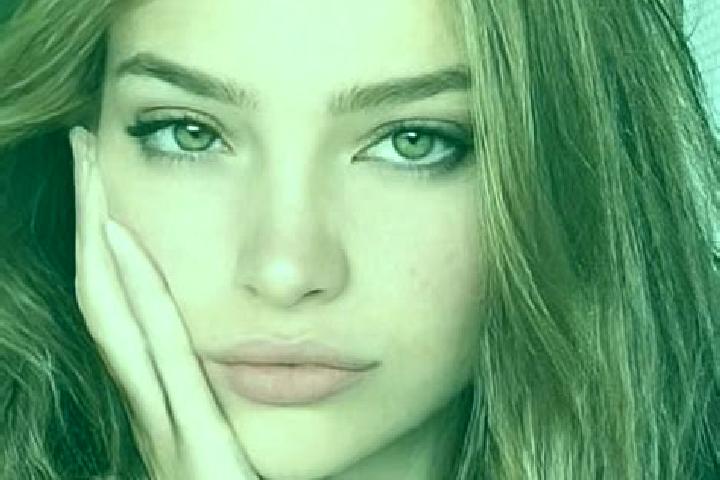 Emily, 20, a blonde hazel-eyed middle eastern companion based in Los Santos. Offering Massage, Tantra, Duos, GFE. Available for incall and outcall, overnight...