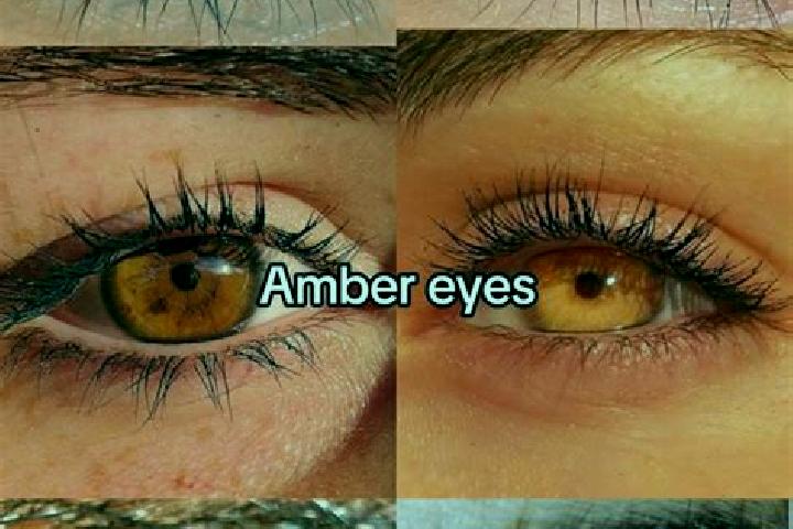 Emily, 20, a dark blonde amber-eyed ebony companion based in Donzy. Offering A-Level, Couples, OWO. Available for incall and outcall, day and evening dates.