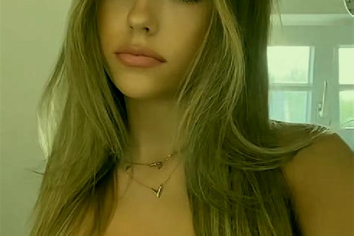 Emily, 20, a dark blonde brown-eyed caucasian companion based in Rancho Nuevo (Joyas del Pedregal). Offering Roleplay, BDSM, A-Level, Duos, Tantra. Available...
