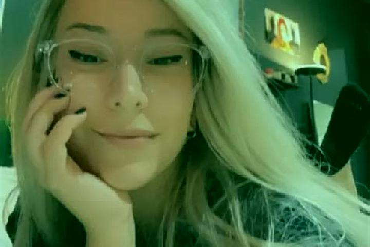 Emily, 20, a platinum blonde amber-eyed caribbean companion based in Oudkarspel. Offering Fetish, Roleplay, Party Girl. Available for incall and outcall, day...