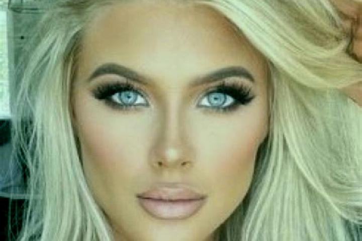 Emily, 20, a platinum blonde brown-eyed middle eastern companion based in Kurinjippadi. Offering Duos, 69, Erotic Massage, GFE. Available for incall and outc...
