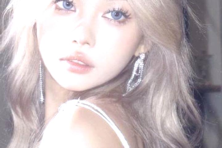 Emily, 20, a platinum blonde hazel-eyed asian companion based in Masuda. Offering Dinner Date, Erotic Massage, CIM. Available for incall and outcall, overnig...