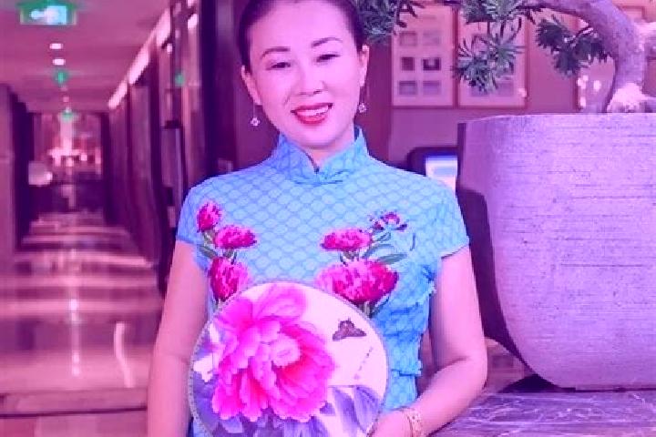 Emily, 20 — Escort in Guohe, China