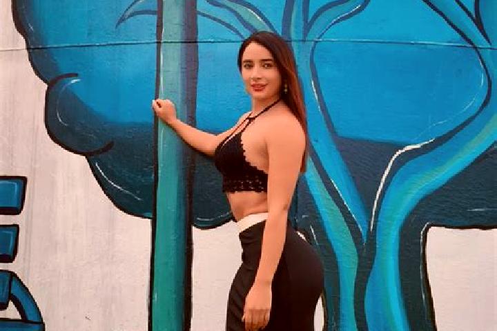Emily, 20 — Escort in Paredes, Mexico