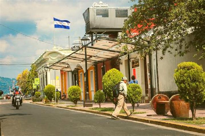 Emily, 20 — Escort in Santa Tecla, El Salvador
