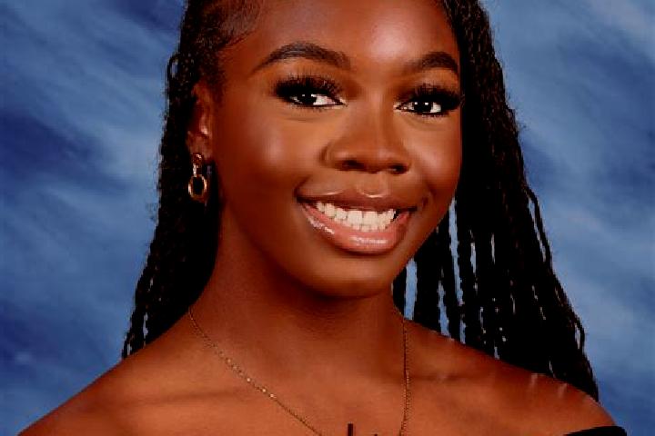 Emily, 21, a black blue-eyed mixed companion based in Tunnel Hill. Offering Overnight, Roleplay, Tantra. Available for incall and outcall, day and evening da...