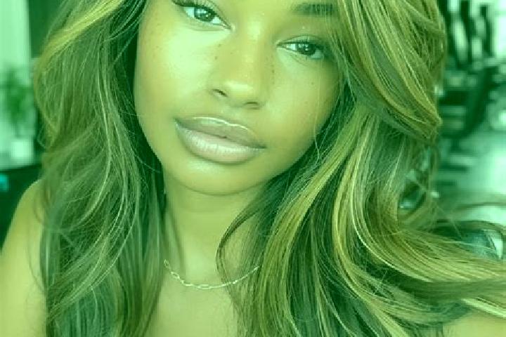 Emily, 21, a dark blonde hazel-eyed mixed companion based in Kangkar Baru. Offering GFE, Deep French Kissing, Fetish, Couples, Dinner Date. Available for inc...